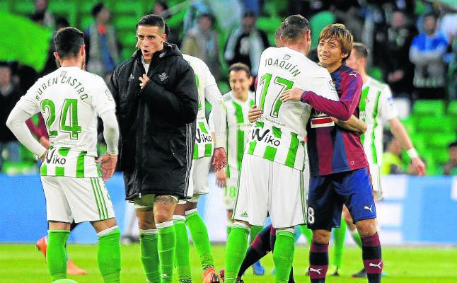 Inui, más cerca de regresar al Eibar