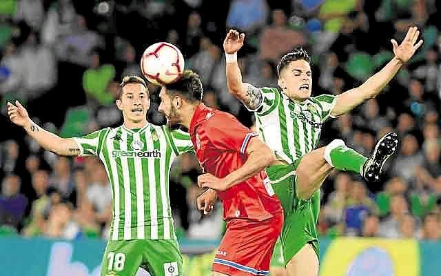 Betis y Borja Iglesias mantienen su palabra