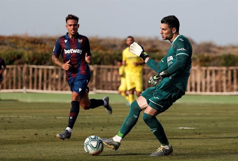 1-2: El Villarreal impone su pegada y su mayor rodaje ante el Levante