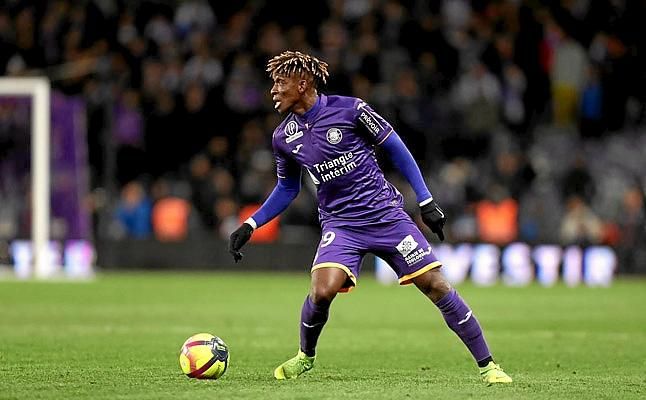 Moubandje: "El Betis y el Valencia me querían"