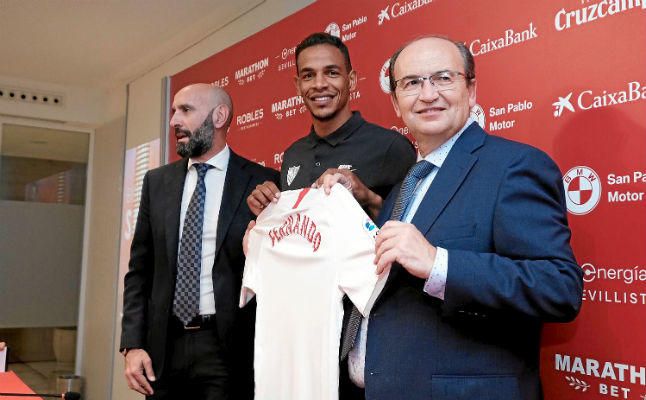 Monchi, convencido para saltarse su regla