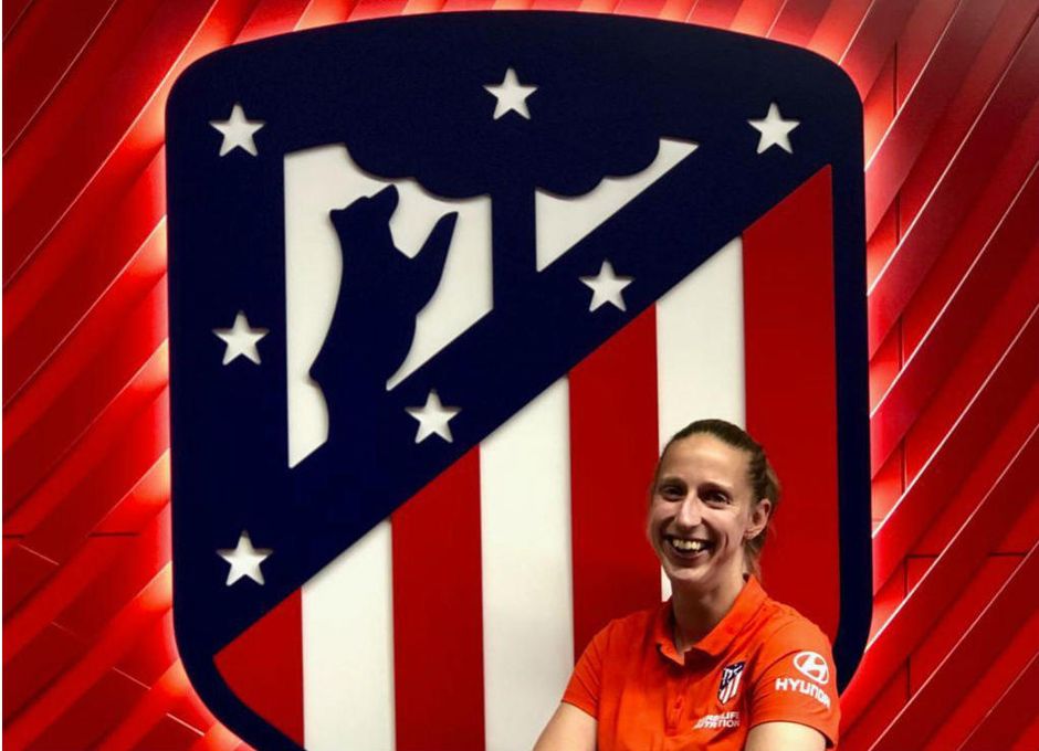 El Atlético ficha a Sari van Veenendaal, la mejor portera del Mundial
