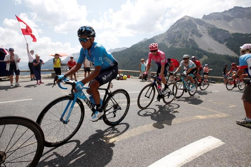 Quintana logra su tercera victoria en el Tour y se acerca al podium