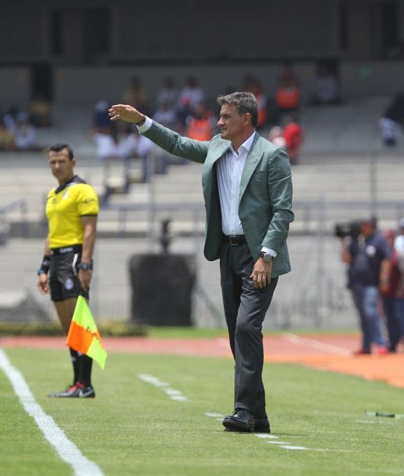 Los Pumas se tomarán en serio la Copa Mx, asegura Michel
