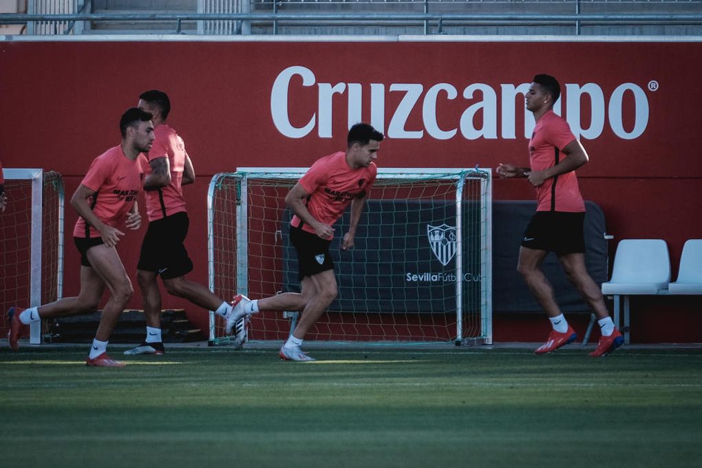 Reguilón, baja diez días por una lesión en el aductor