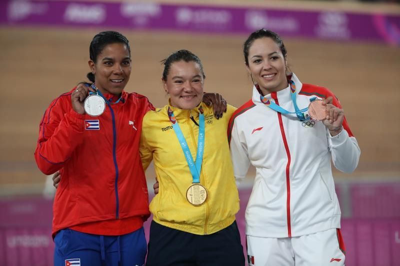 La colombiana Martha Bayona reina en el keirin y atrapa su segunda medalla