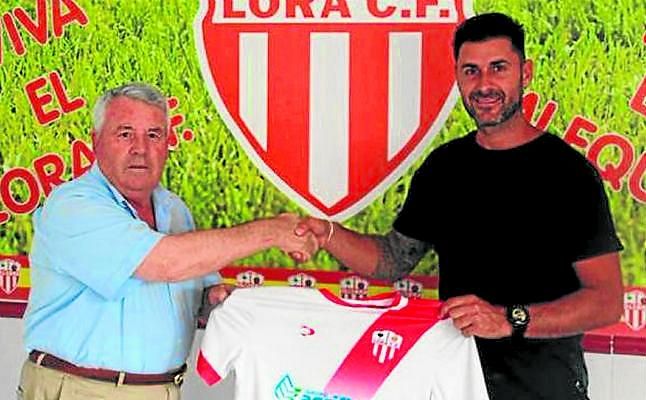 Resumi se suma al Lora
