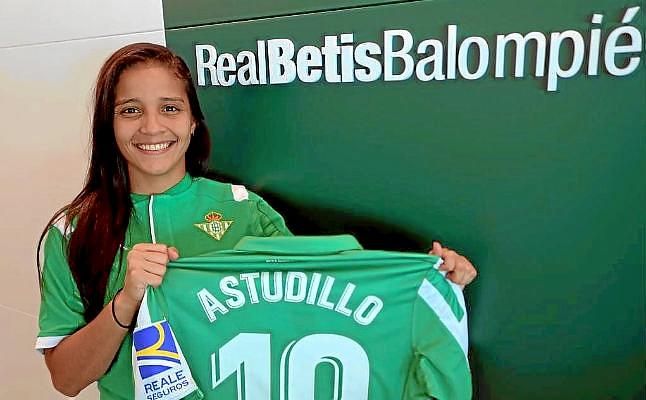 Astudillo refuerza el centro del campo del Betis Féminas