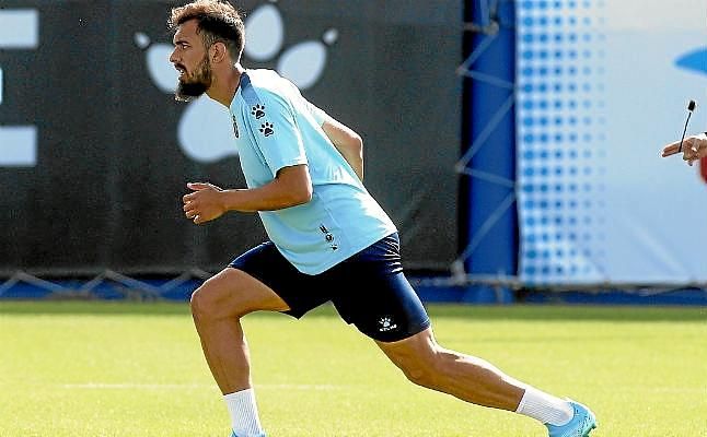 Nadie se mueve, salvo Borja Iglesias