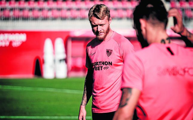 Kjaer niega su vuelta al Fenerbahçe