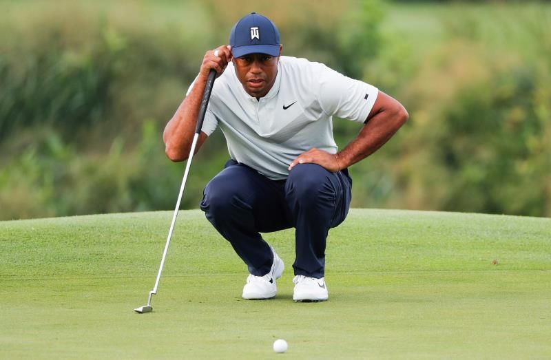 Tiger Woods se retira del torneo 'The Northen Trust' por lesión