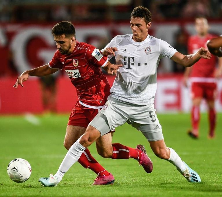 Bayern vence a un combativo Cottbus y pasa a la siguiente ronda de la Copa