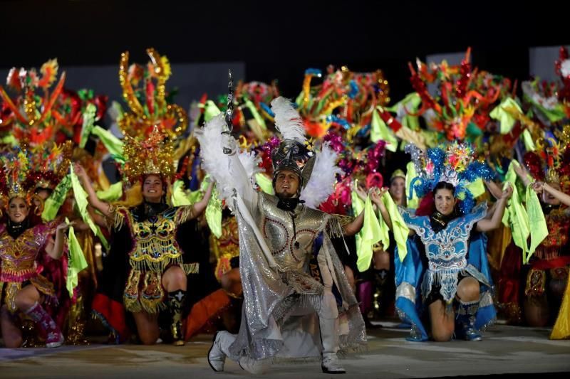 Folclor y danzas urbanas marcan cambio de posta de Lima 2019 a Santiago 2023