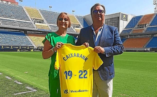 CaixaBank renueva como patrocinador oficial del Cádiz hasta 2022