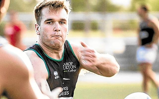 Aaron Thomson (Ciencias): "Los fichajes aportarán fuerza"