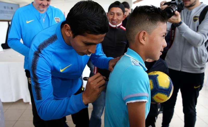 Boca Juniors firma un convenio para cooperación social en Ecuador