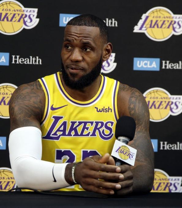Exjugador de la NBA piensa que James no quiso que 'Melo' firmara con Lakers
