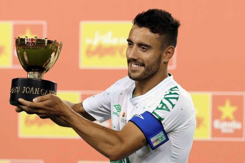 Ruschel, superviviente de la tragedia del Chapecoense, jugará con el Goiás