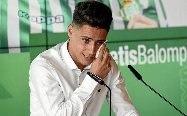 Álex Moreno: "Mi fichaje por el Betis ha sido un tema delicado"