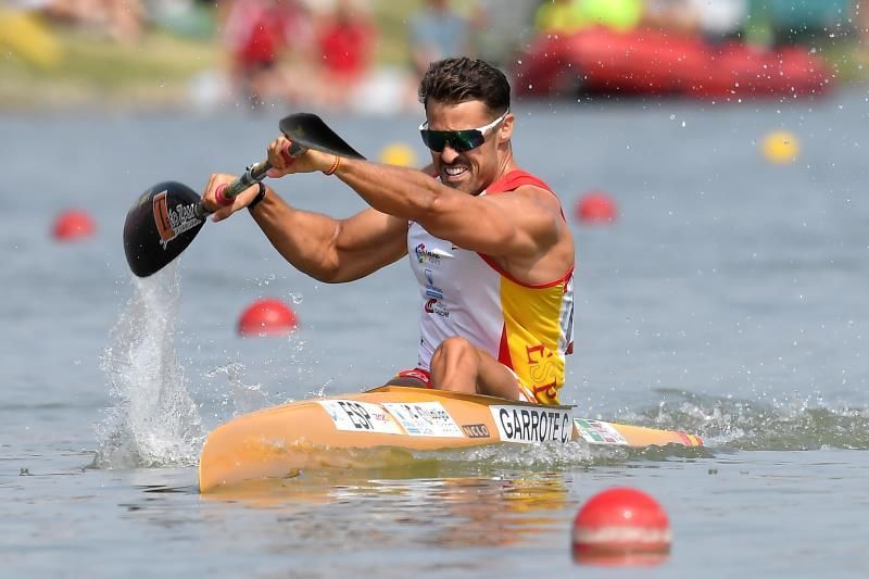 Plata de Roza y Vázquez; Portela y Garrote, bronces y plazas olímpicas