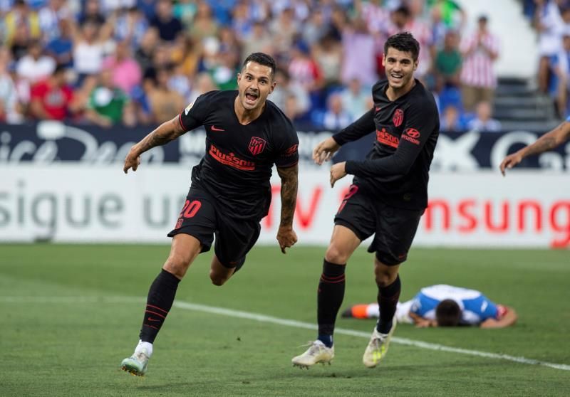 Griezmann rescata al Barça, Vitolo al Atlético y el Sevilla es líder