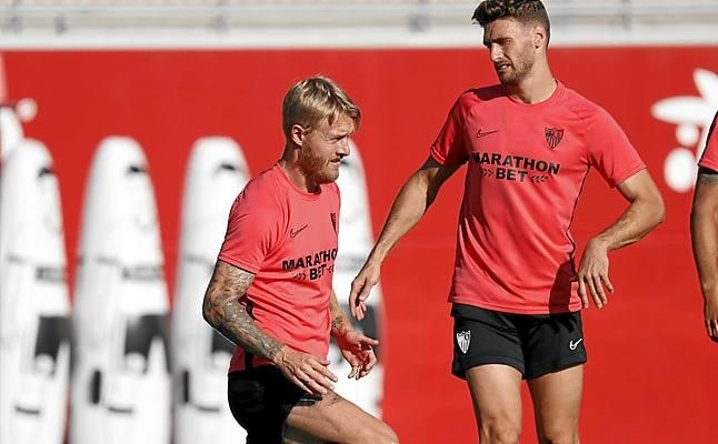 Sergi Gómez se queda, pero Kjaer sí podría salir