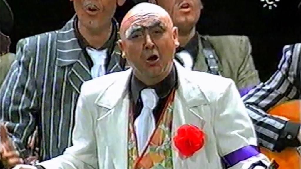 El Cádiz, de luto Manolo Santander, que le 'bordó' un himno