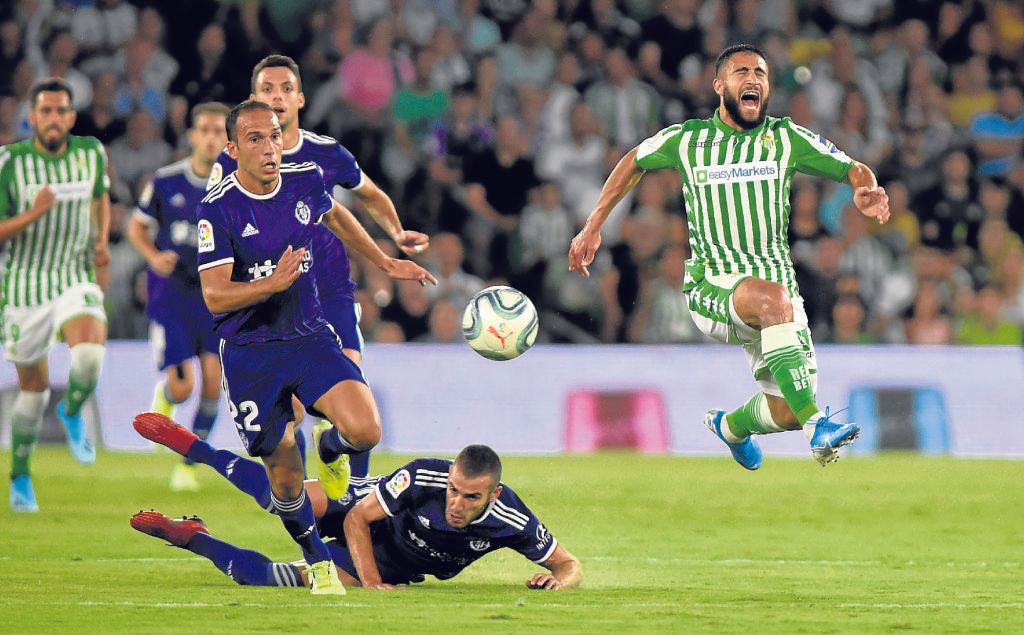 El Betis es el equipo que más faltas recibe de LaLiga