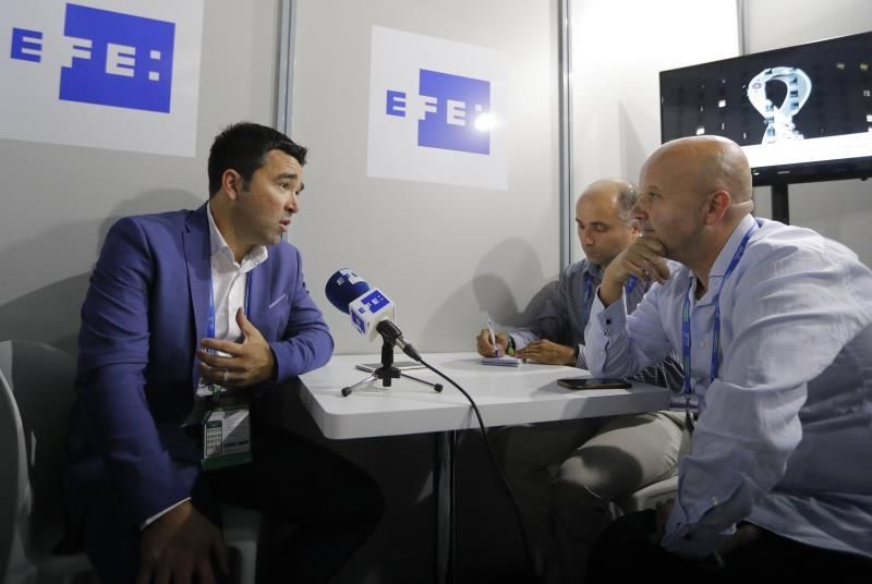 Deco, sobre Neymar: "Desde que se marchó, estuvo con un ojo para volver"