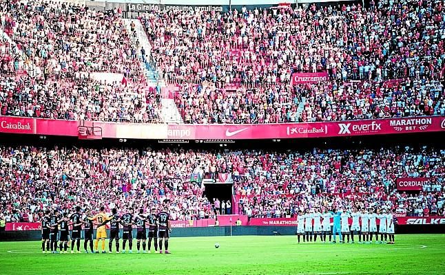 De Jong: "Jugar en el Sánchez-Pizjuán fue una sensación asombrosa"