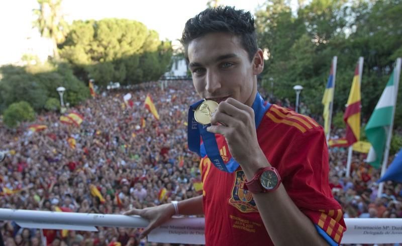 Jesús Navas y Fabián, palaciegos por el mundo