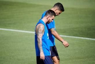 Suárez y Messi siguen sin entrenarse con el grupo