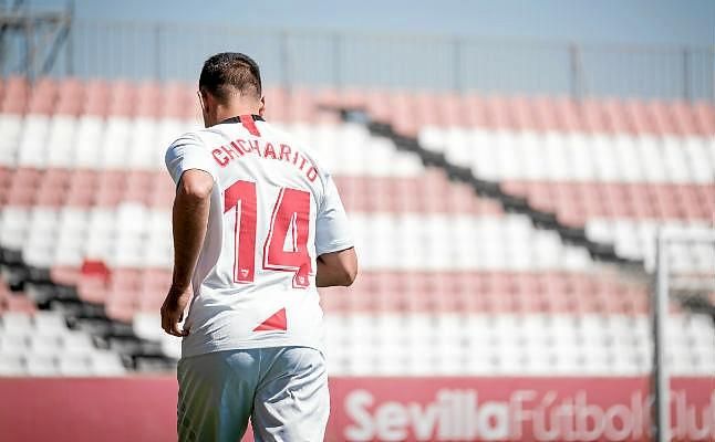 Chicharito: "El Sevilla es un equipo Triple A"