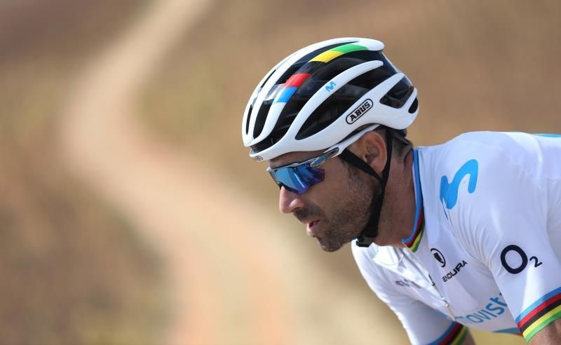 Valverde: "Claro que se puede ganar la vuelta"