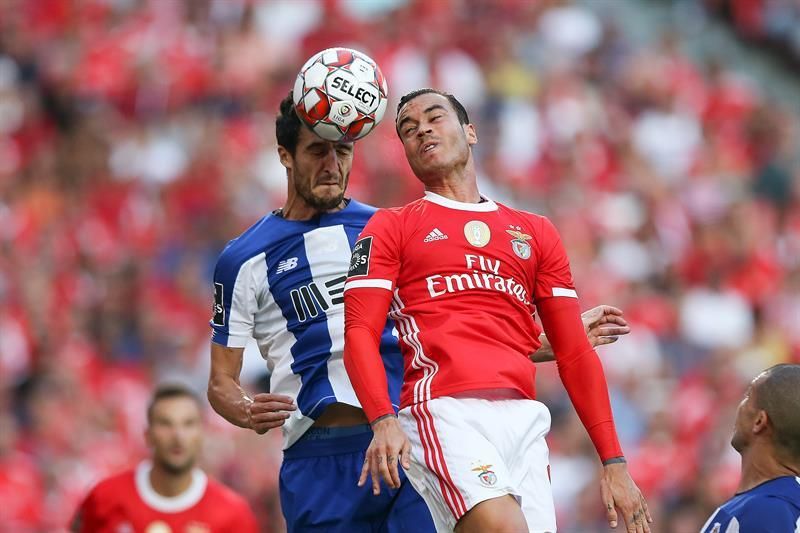 Regresa la Liga a Portugal, con Benfica y Oporto a la caza del Famalicão
