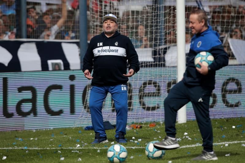 La Superliga regresa tras la fecha FIFA con el ansiado debut de Maradona