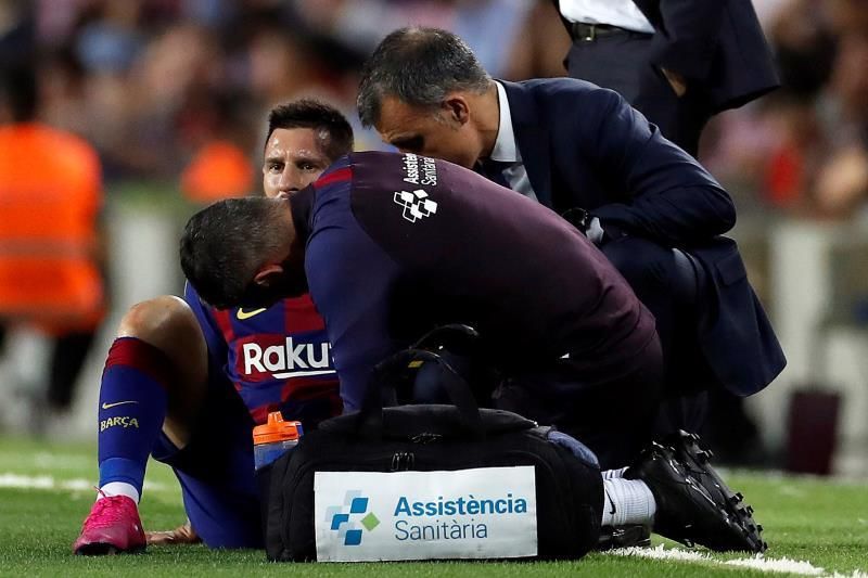 Messi sufre una elongación del adductor de la pierna izquierda