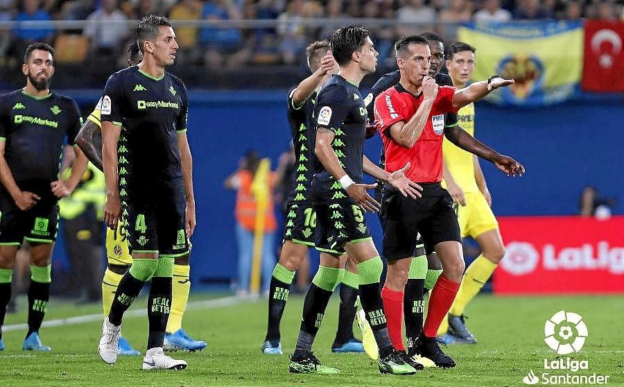Villarreal 5-1 Real Betis: El VAR no justifica el bochorno