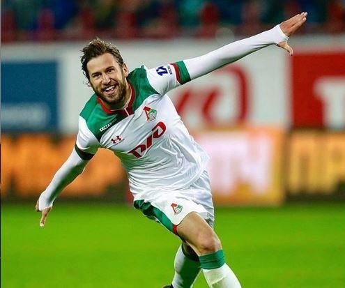 Krychowiak, en la lucha por el 'pichichi' ruso