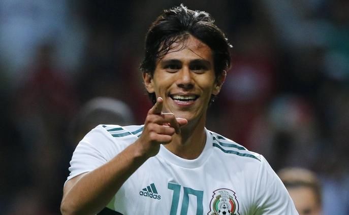 Macías se exhibe ante los ojeadores del Betis con un golazo