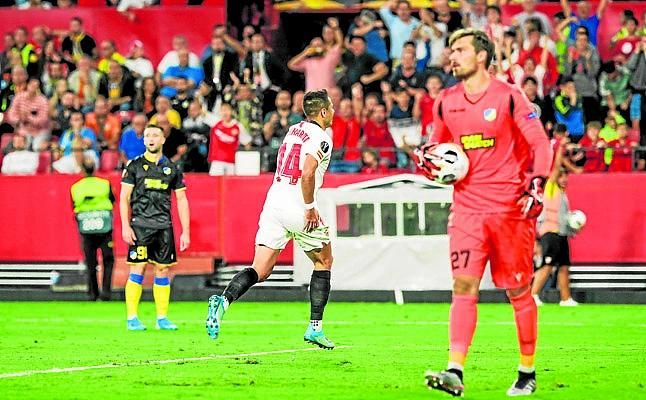 Chicharito se apunta