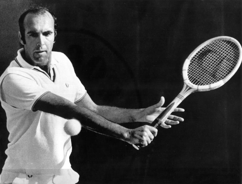 Fallece Andrés Gimeno, campeón más veterano de Roland Garros