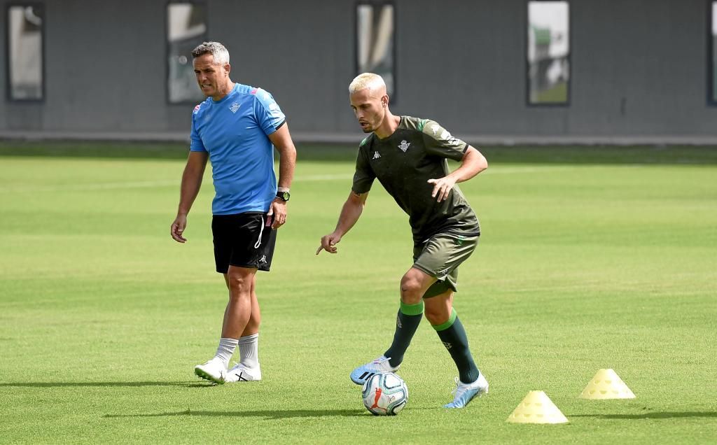 Canales, ausencia en la última sesión de la semana