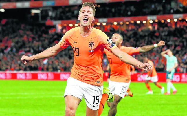 De Jong sigue sumando minutos con su selección