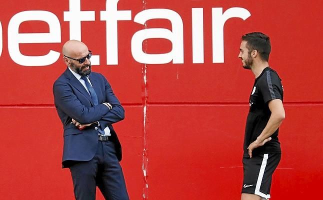 La "obligación" de vender a Sarabia y Ben Yedder, según Monchi