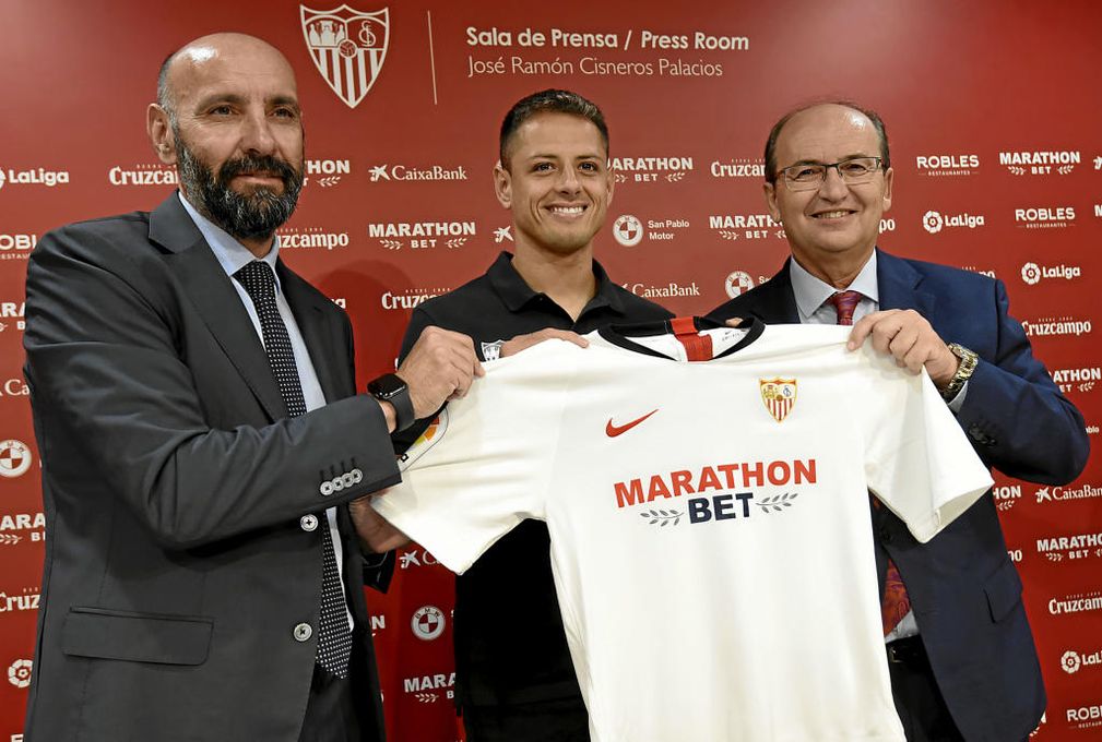 La promesa de Chicharito a Monchi y Castro