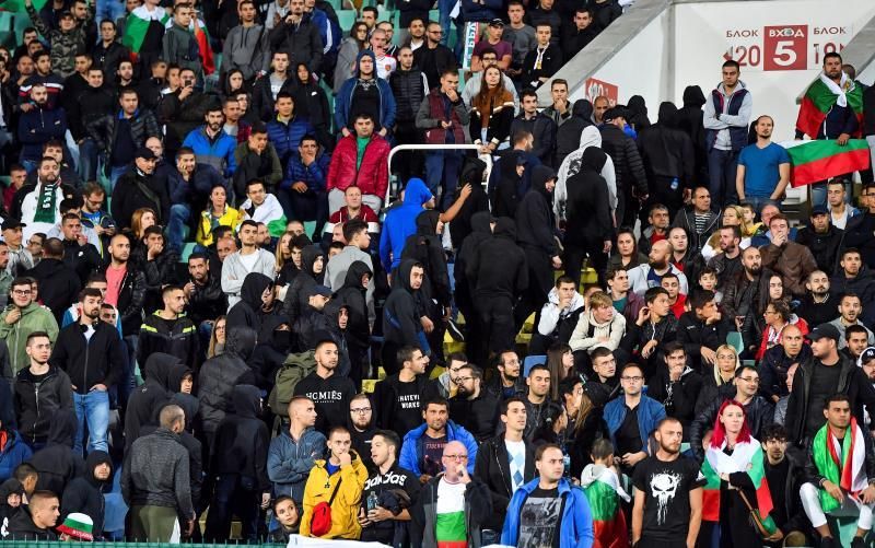 La UEFA abre expediente tras el Bulgaria-Inglaterra e investigará el gesto de Turquía