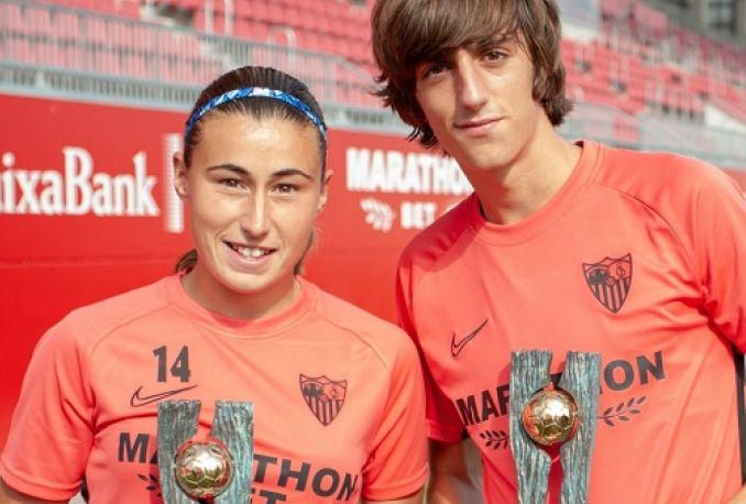 Bryan Gil y María Bores recibieron el premio del Fútbol Draft