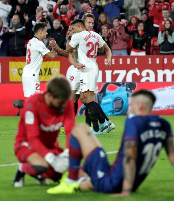 1-0. El primer gol de De Jong sitúa sexto al Sevilla ante un rival poco ofensivo