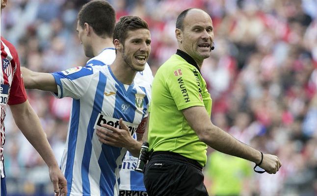 Betis y Sevilla ya conocen los árbitros de la jornada 10